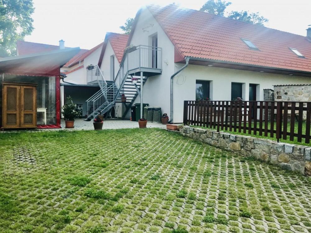 Ubytovani Na Hrazi Stankov  ห้อง รูปภาพ